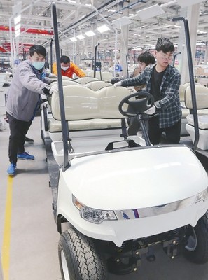 绿色动力驶向未来 非公路用电动车生产热潮涌动